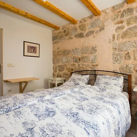 City Walls Guest house 3*