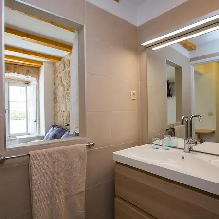 Guest house City Walls 3*